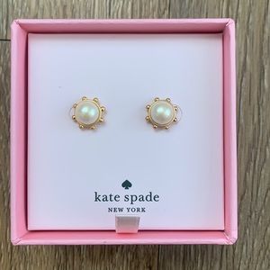 ♠️ NWT Kate Spade Pearl Earrings